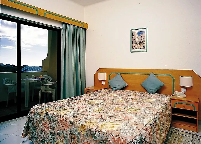 オンダマール アパルタメントス 4* アルブフェイラ