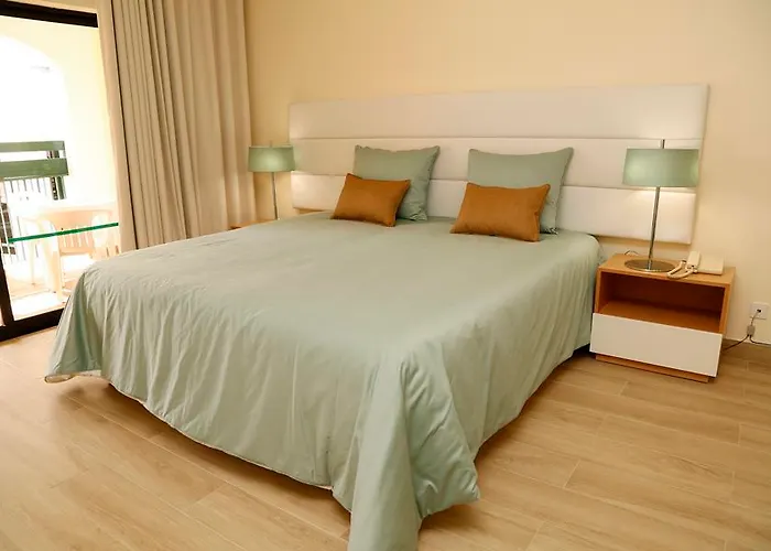 オンダマール アパルタメントス 4* アルブフェイラ